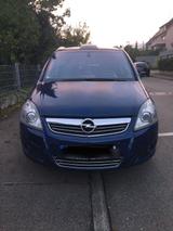 Opel Zafira B Vollausstattung LPG - Opel Zafira mit LPG-Antrieb: Kleinbus