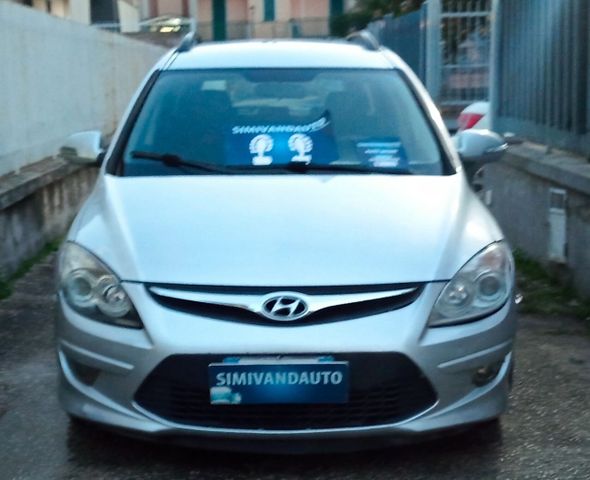 Hyundai i30 CW 1.6 CRDi VGT 16V 90CV