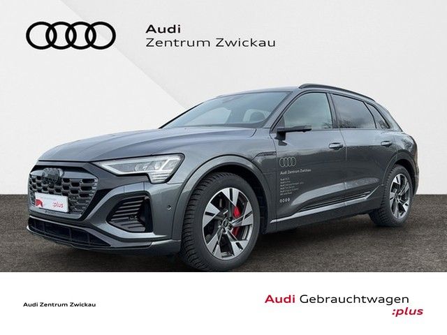 Audi Q8 55e-tron quattro S-line Matrix LED Scheinwerf