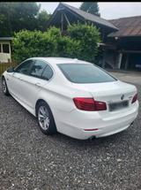 BMW F10 535i - BMW 5 Series mit Benzin-Antrieb: F10
