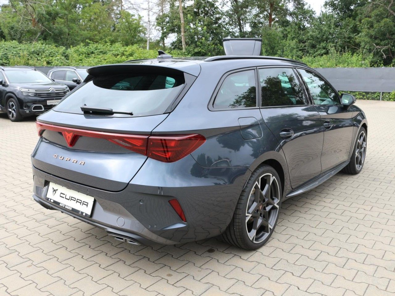 Fahrzeugabbildung CUPRA Leon Sportstourer 1.5 eTSI 110 kW