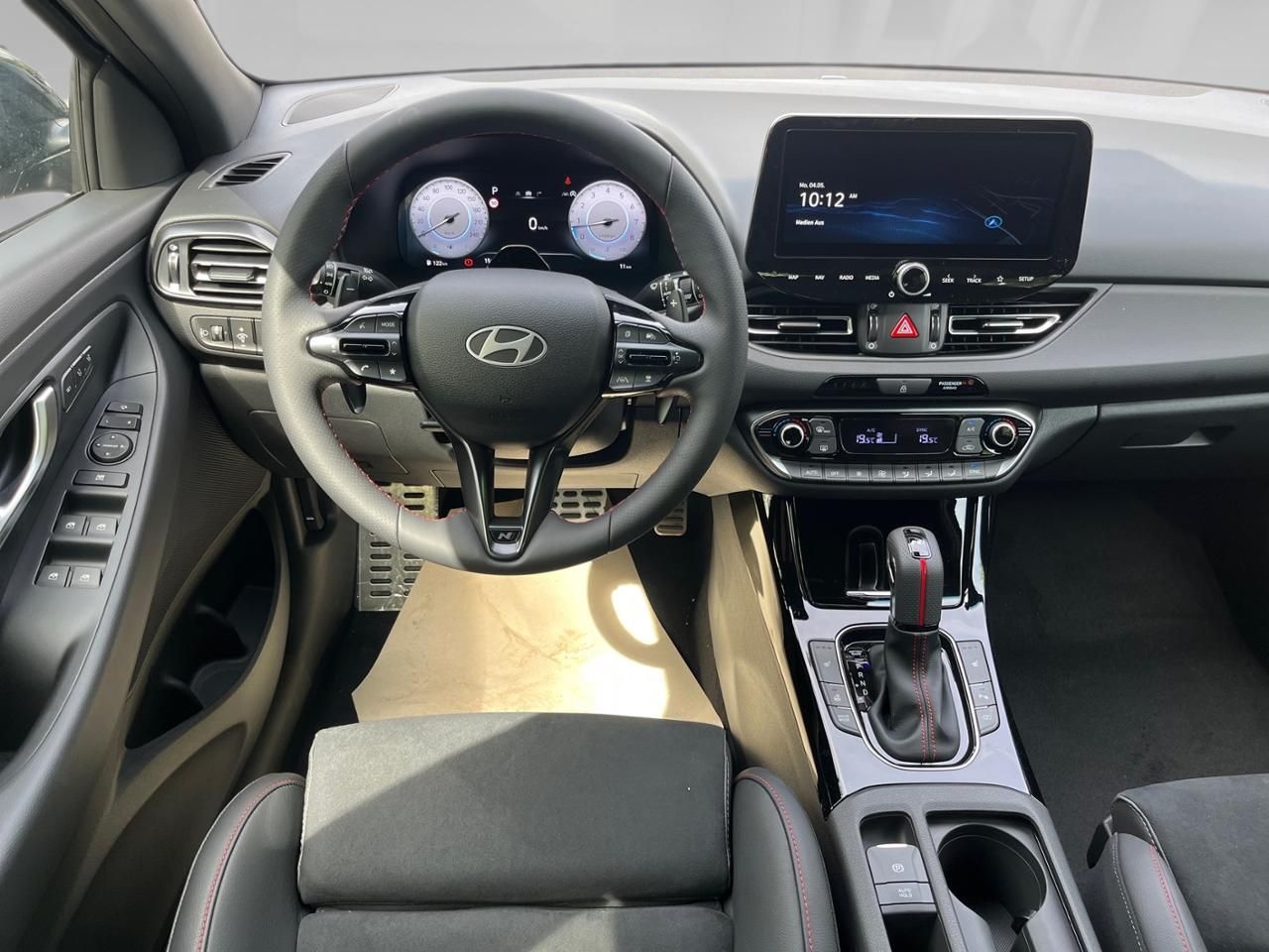 Fahrzeugabbildung Hyundai i30 N-LINE X *KLIMAA*CARPLAY*BT*SHZ*LHZ*NAVI*