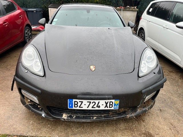 Porsche Panamera Turbo