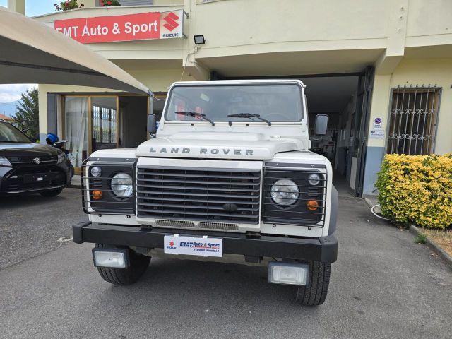 Land Rover Defender 90 2.4 TD4 Station Wagon S N