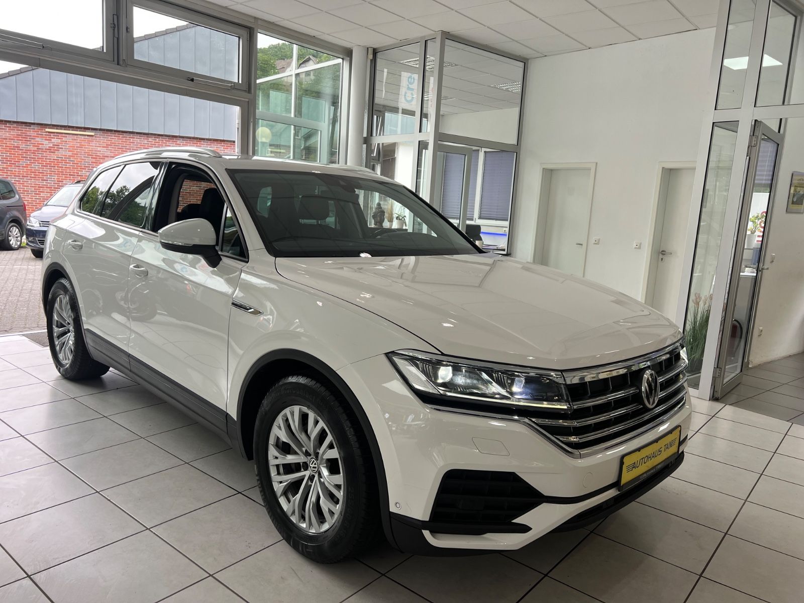 Fahrzeugabbildung Volkswagen Touareg 3.0 TDI 4Motion *VOLL-LEDER*LED*4x SITZH