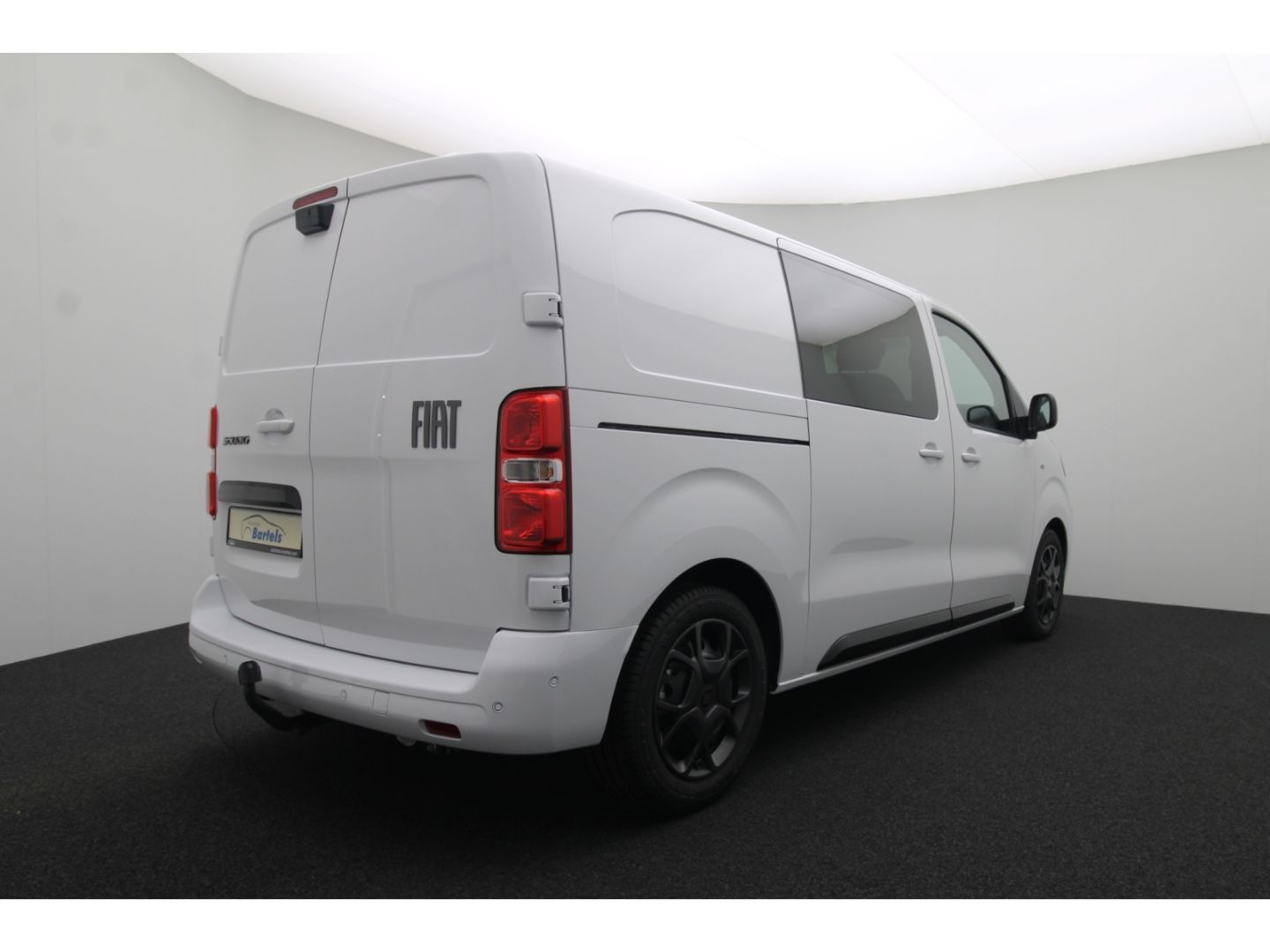 Fahrzeugabbildung Fiat Scudo L2 Multicab Basis Digitales Cockpit AHK