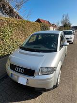 Audi A2 TDI mit 75 PS aus Rentnerhand - Audi A2 mit Diesel-Antrieb: Kleinwagen, Klimaanlage