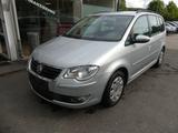 Volkswagen Touran 1.9 TDI BlueMotion - Volkswagen Touran: 1.9