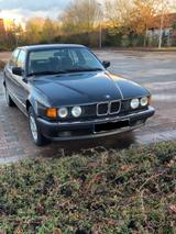 BMW 735i - BMW 735