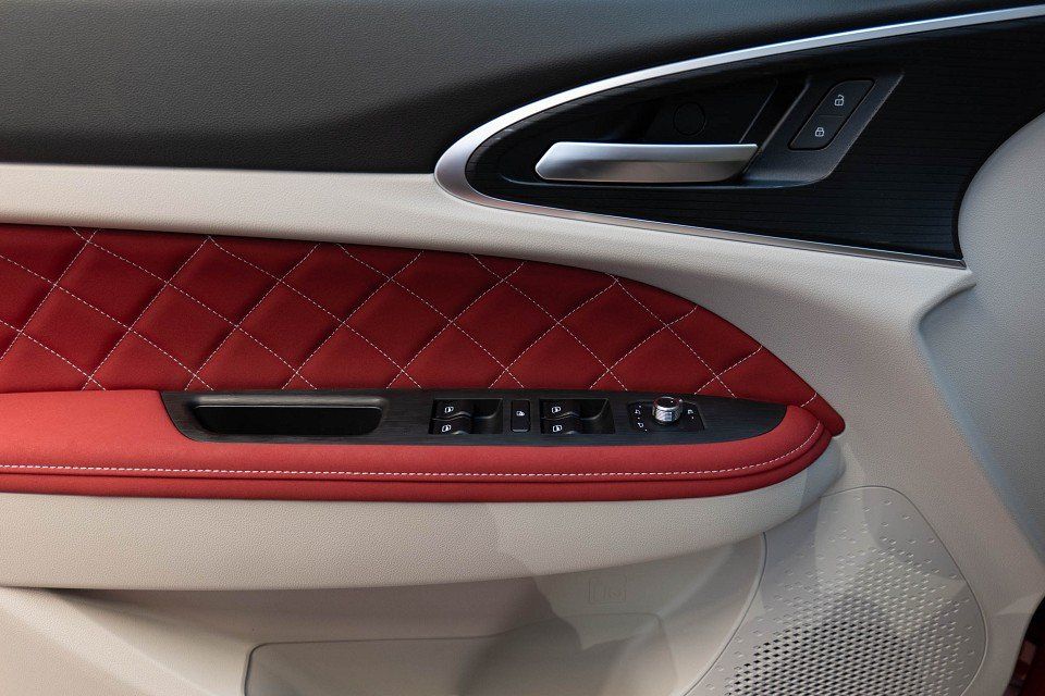 Fahrzeugabbildung GWM ORA 03 400 PRO+