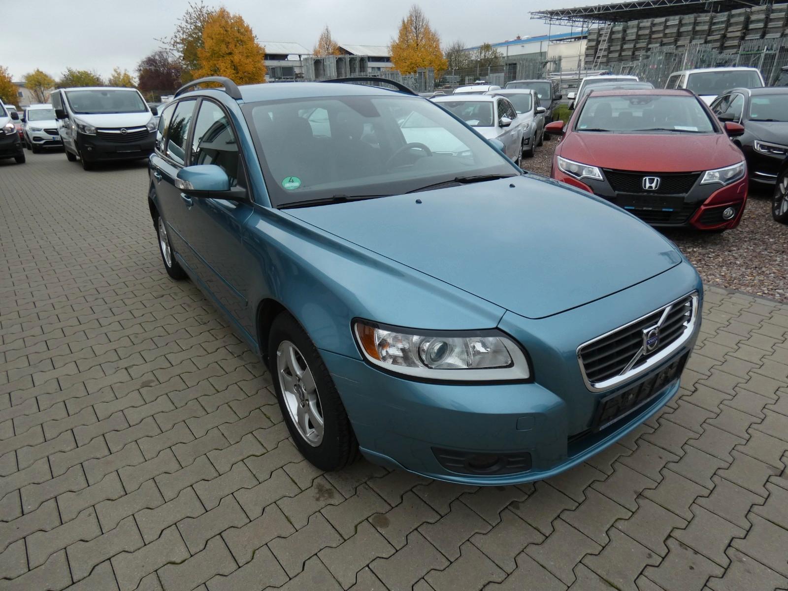 Volvo V50 2007 — вигляд ззаду
