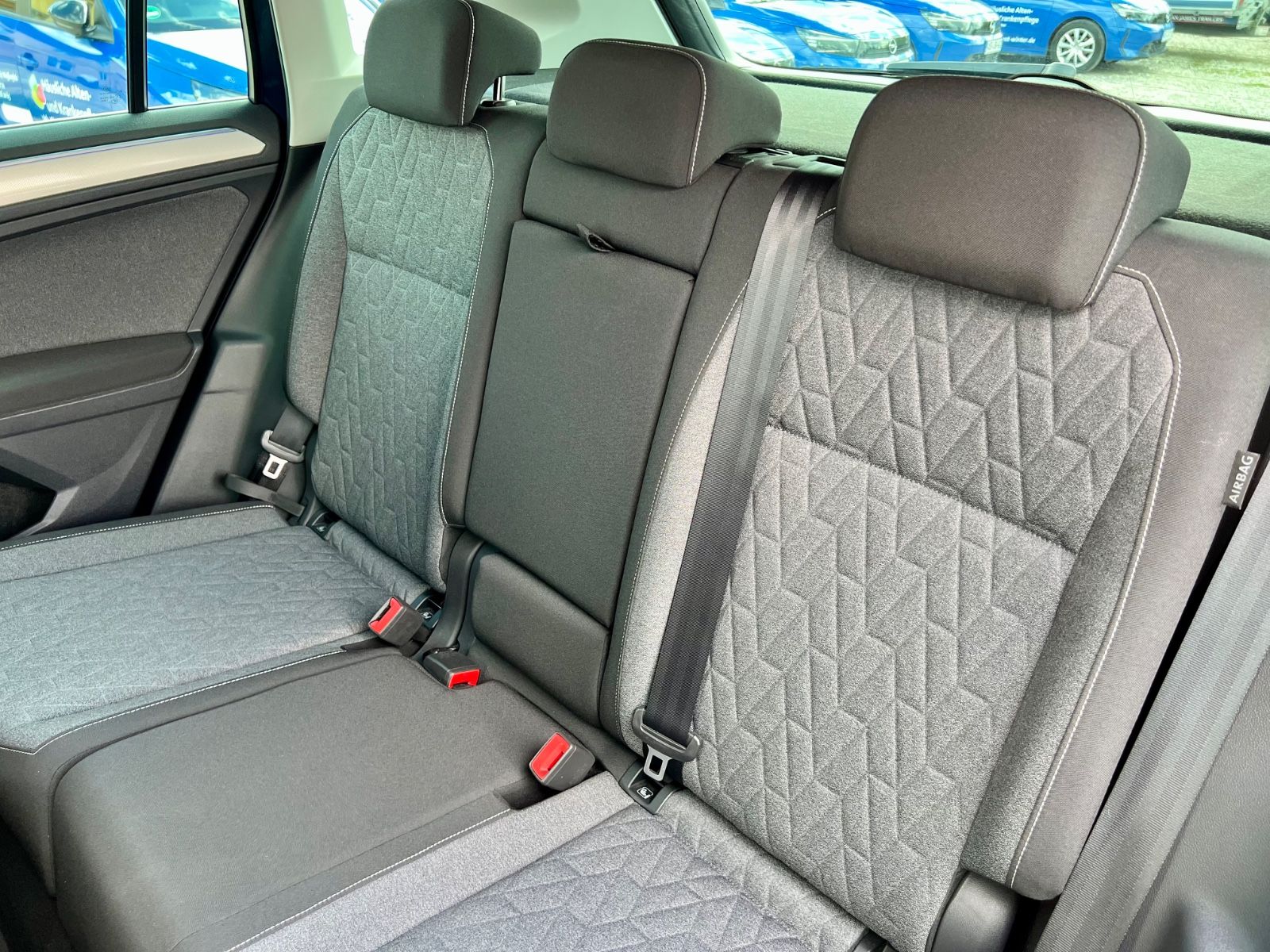 VW Tiguan Move 2.0 TDI KLIMAAUT IQ NAVI CAM SHZ LED