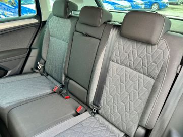 Volkswagen Tiguan - 9