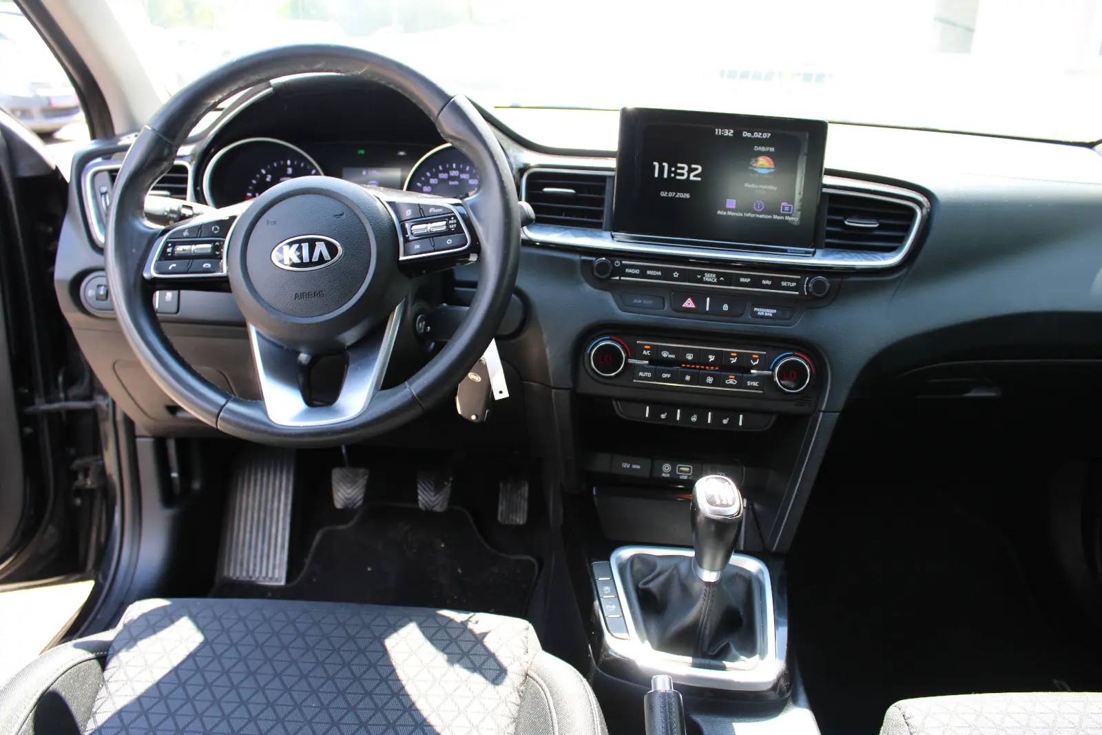 Kia cee'd Sportswagon KLIMAAUTO+SITZ&LENKRADHEIZ+PDC