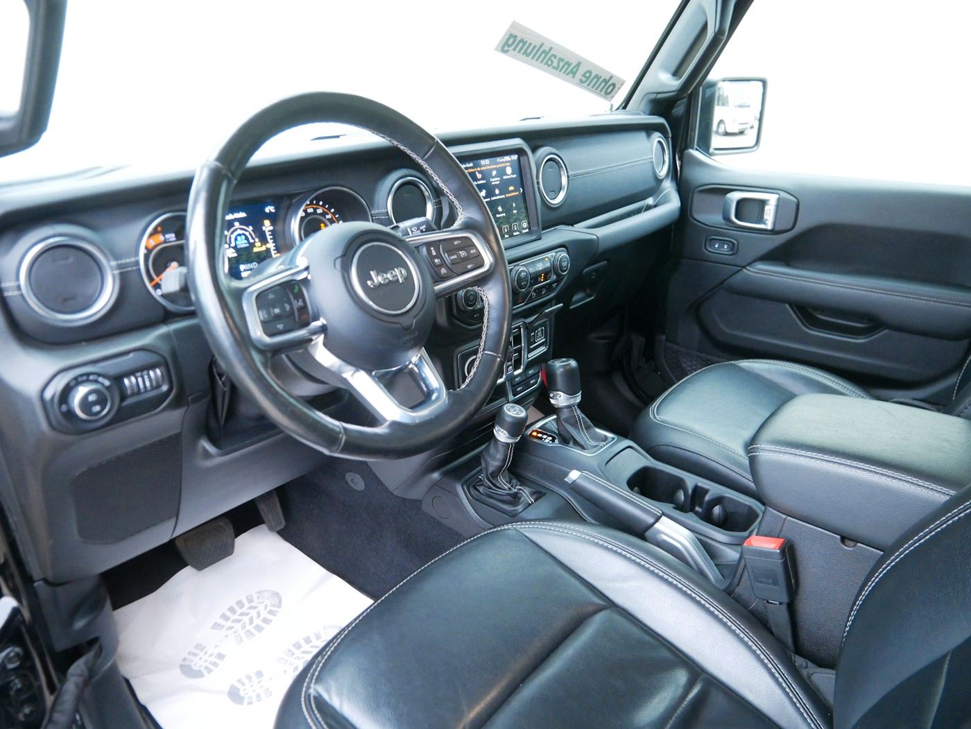 Fahrzeugabbildung Jeep Wrangler Unlimited 2.2 Overland 1.Hand AHK LED