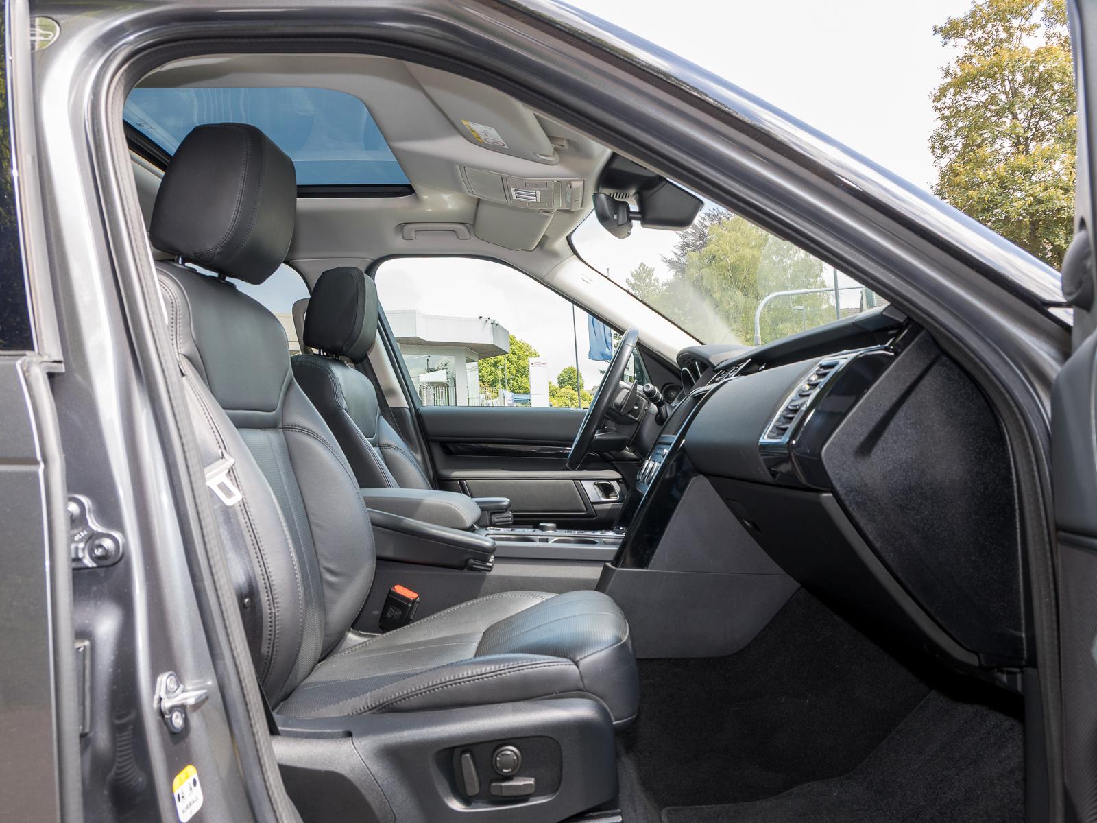 Land Rover Discovery 5 3.0 TDI SE 7-Sitzer LUFTFEDERUNG LED