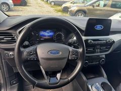 Fahrzeugabbildung Ford Kuga Plug-In Hybrid Cool 1. HAND AHK SPUR PDC