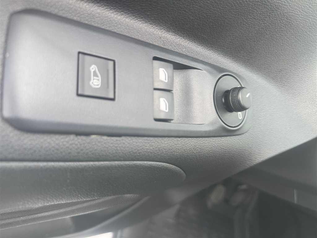 Peugeot Partner Kasten Premium 1.5 BlueHDI L2 Sortimo