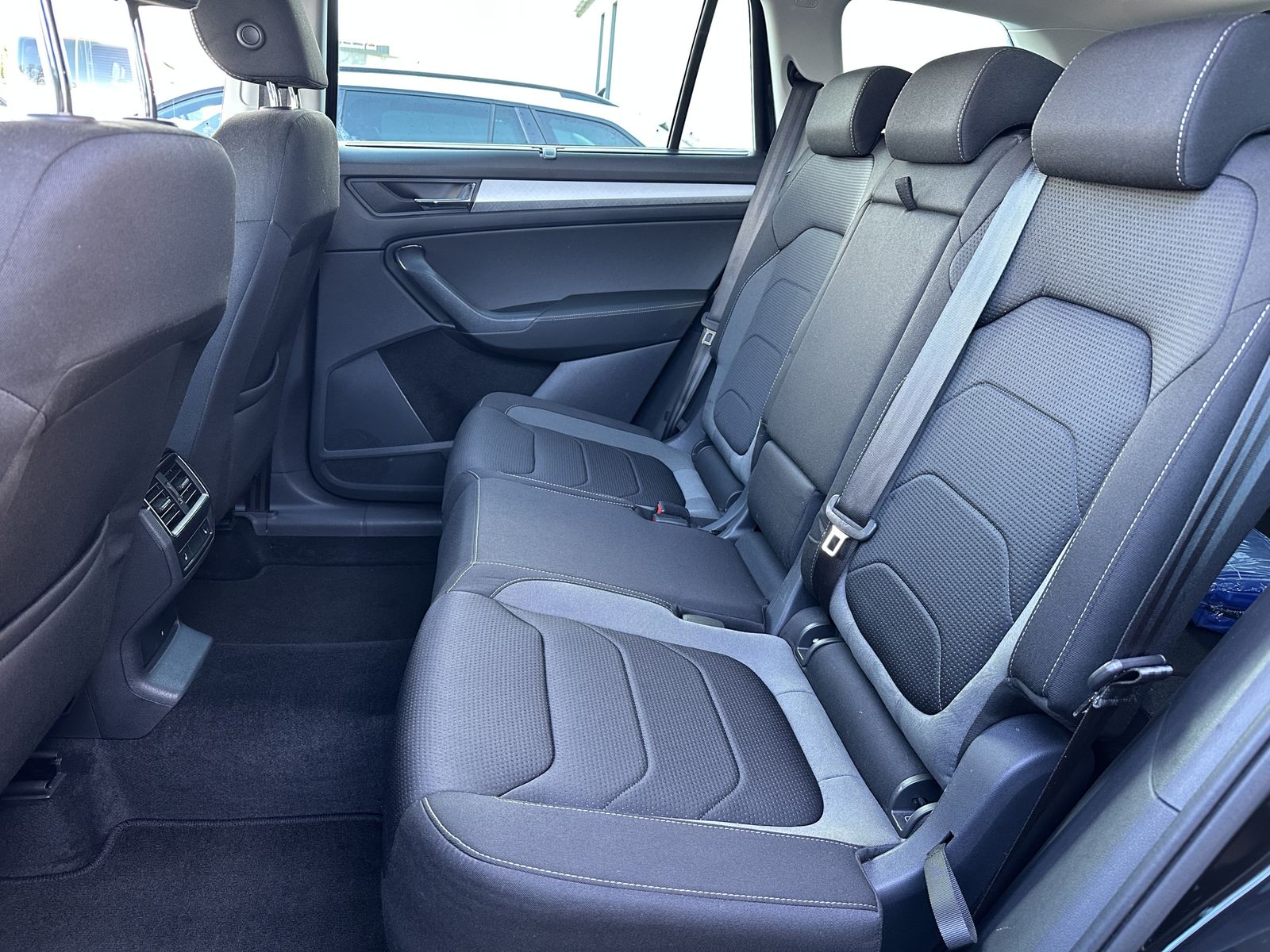 Fahrzeugabbildung SKODA Kodiaq 2.0 TDI DSG Tour NAV+LED+KAMERA+ACC+19ZO