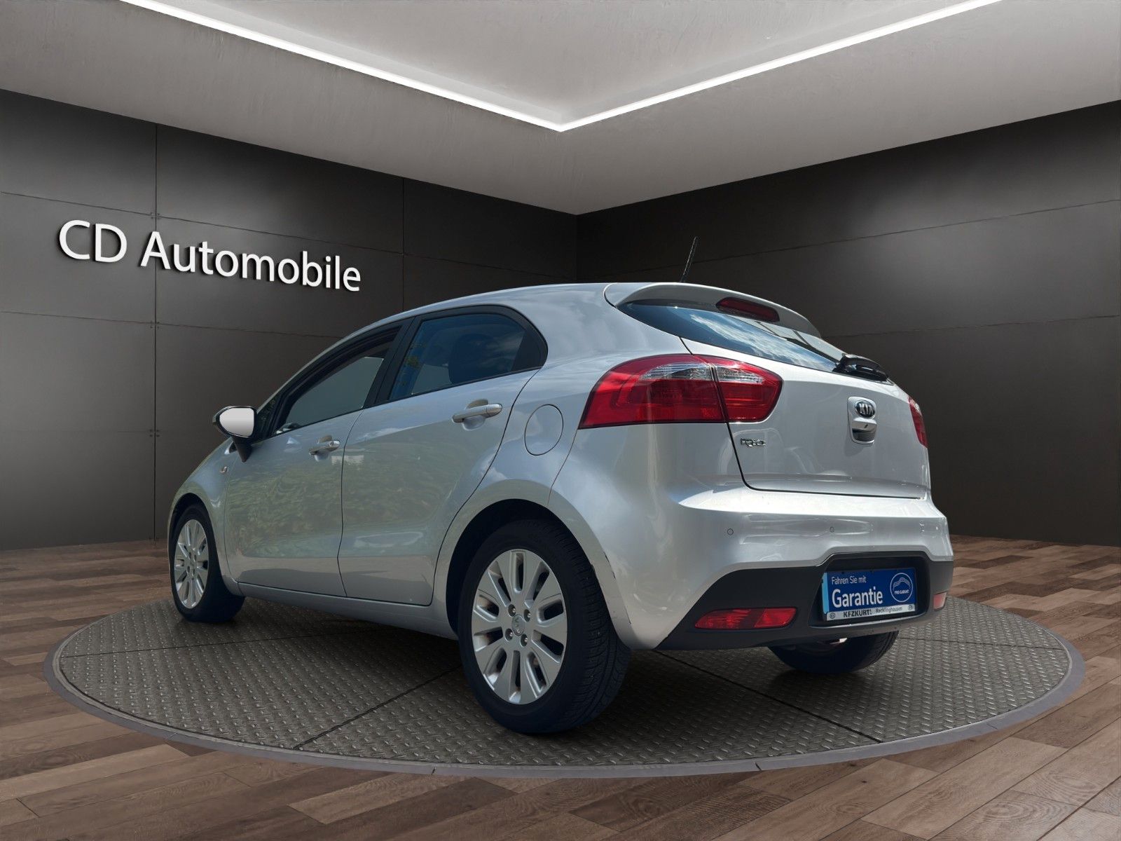 Fahrzeugabbildung Kia Rio Edition 7 Klima/Navi/Kamara/TÜV NEU