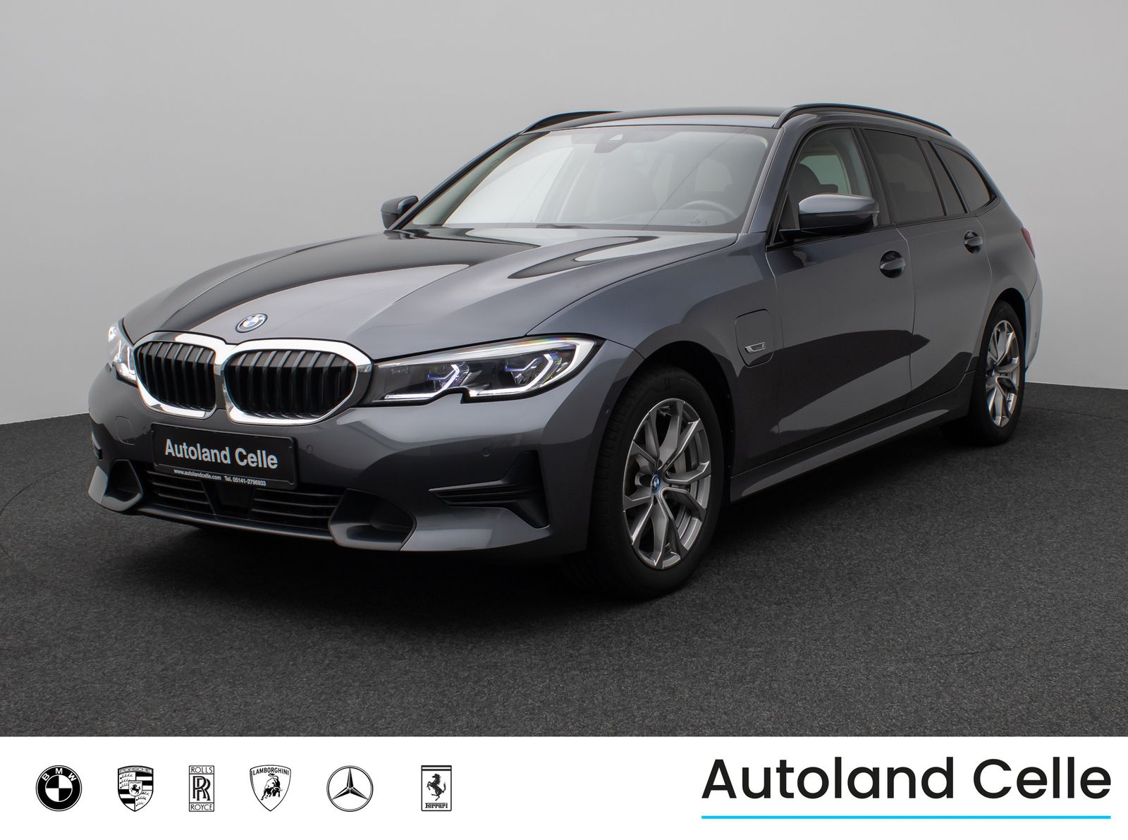 Fahrzeugabbildung BMW 330e SportLine Laser Kamera HUD DAB HiFi Komfort