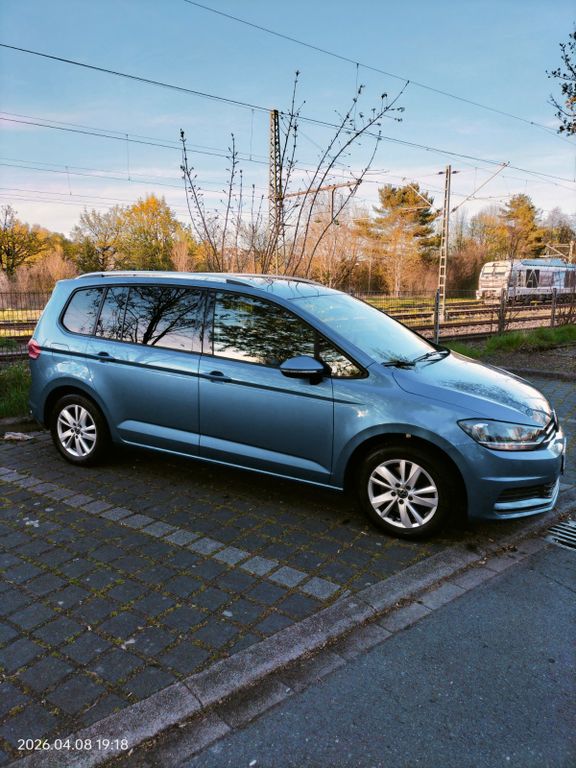 Image of Volkswagen Touran