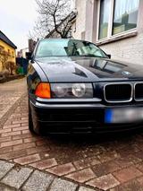 BMW e36 320ia coupe - BMW 320 mit Benzin-Antrieb: Coupe, Automatik, 320i E36