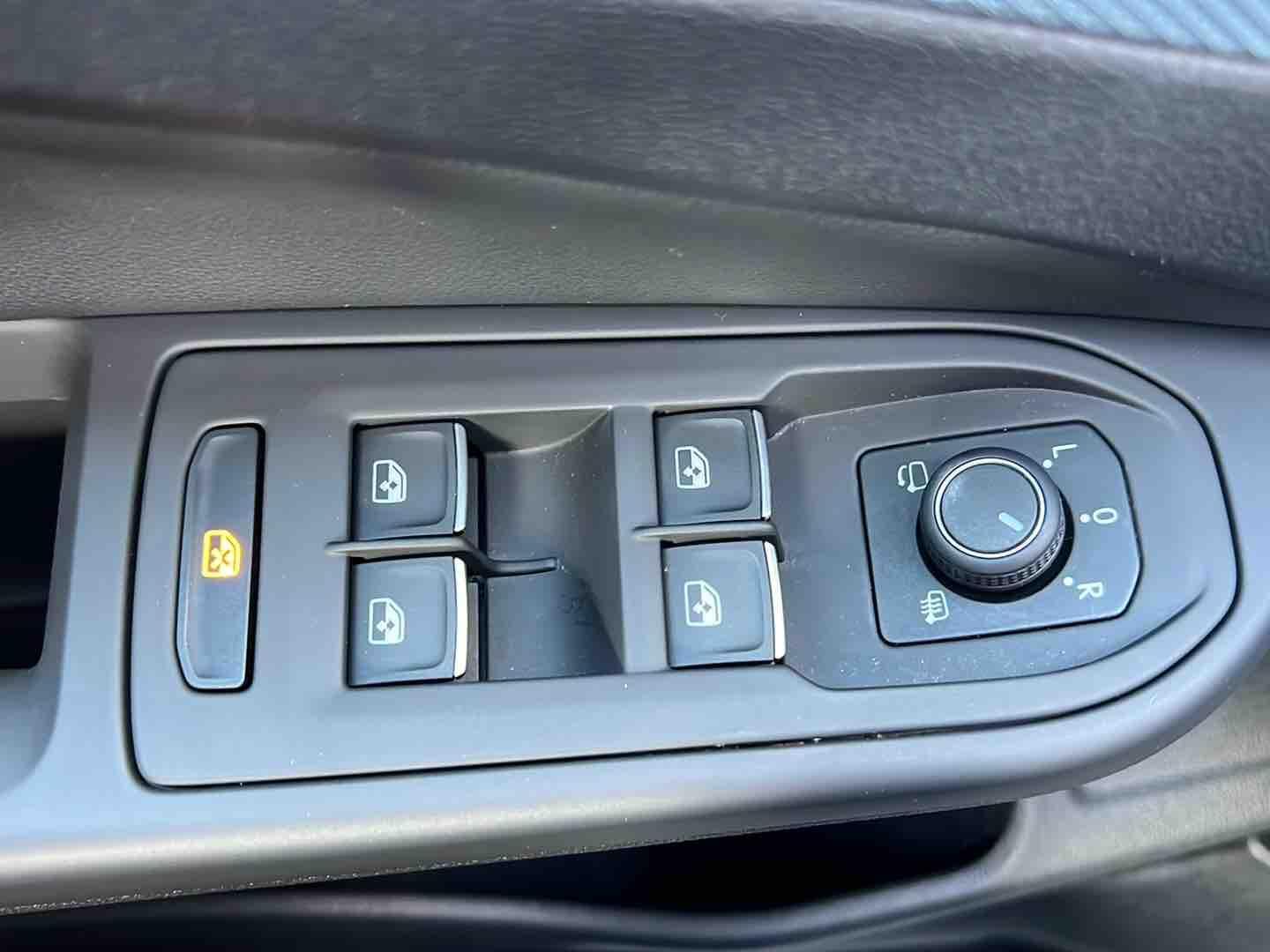 Volkswagen Golf 1.5 eTSI DSG Goal *Navi, SHZ, ACC,APP,LED*, миниатюра 14