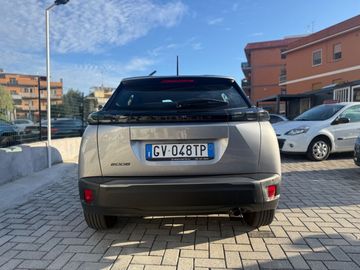 Peugeot 2008 - 4
