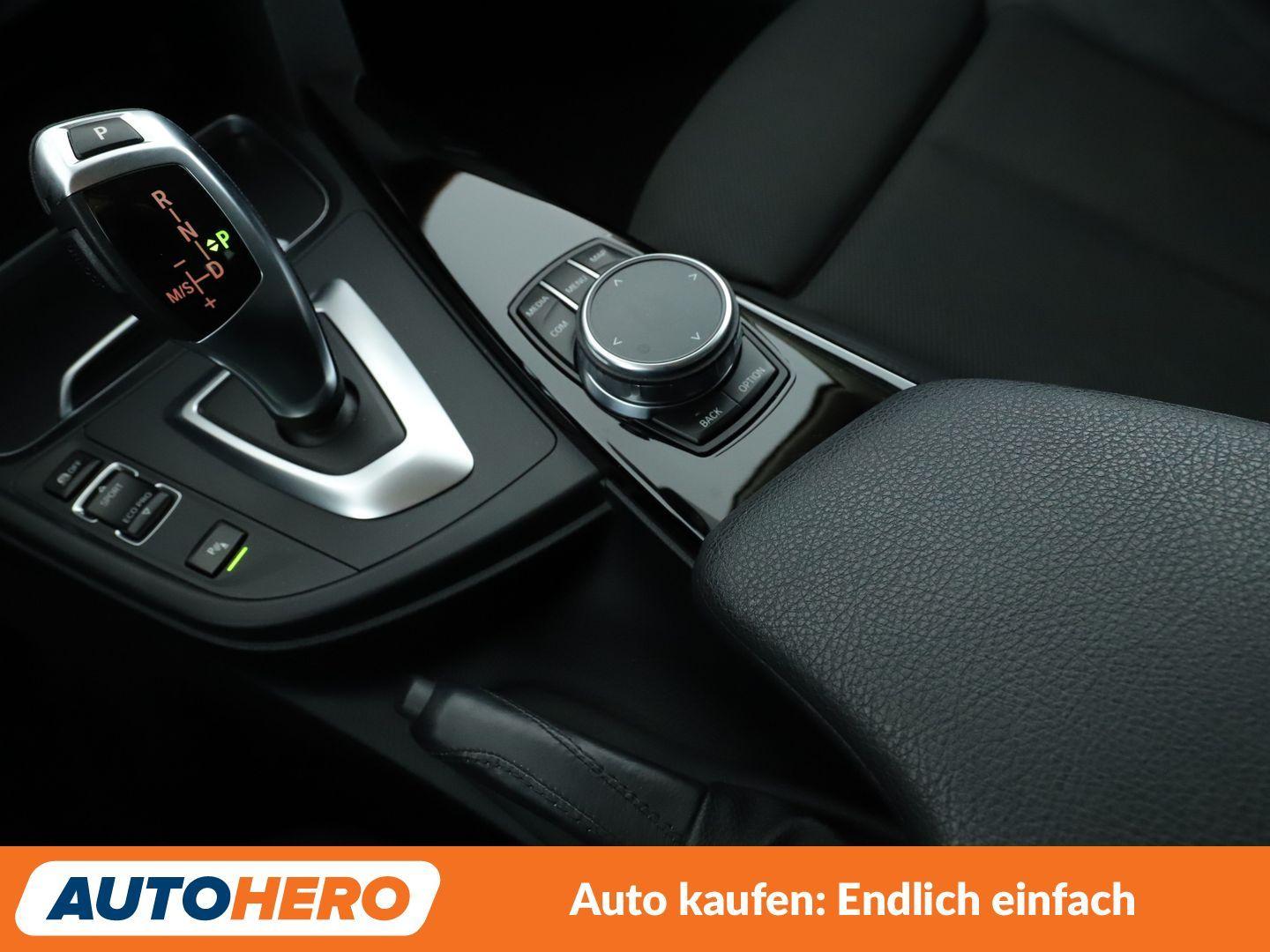 BMW 330i xDrive Sport Line Aut*NAVI*LED*TEMPO*CAM*