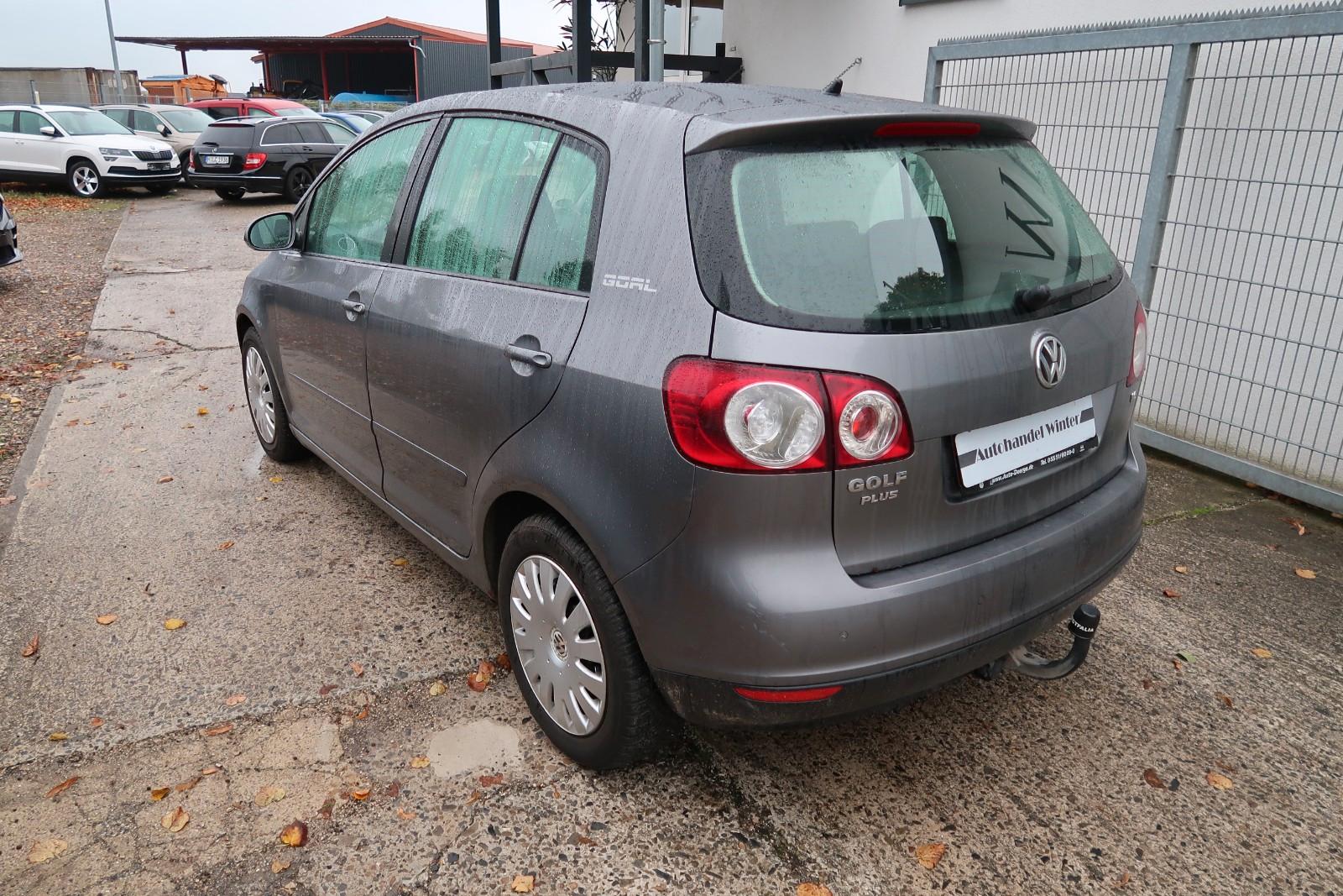 Volkswagen Golf Plus 2006 — interior
