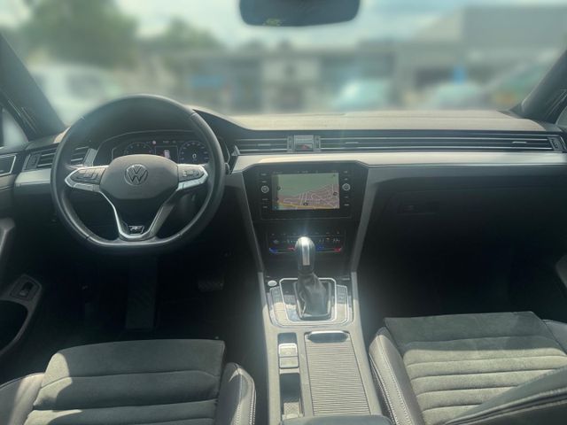 Passat Elegance 1.5 TSI DSG R-Line Navi Area Vie