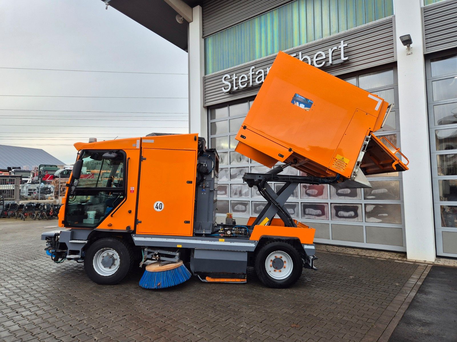 Fahrzeugabbildung Andere Dulevo 6000T Kehrmaschine