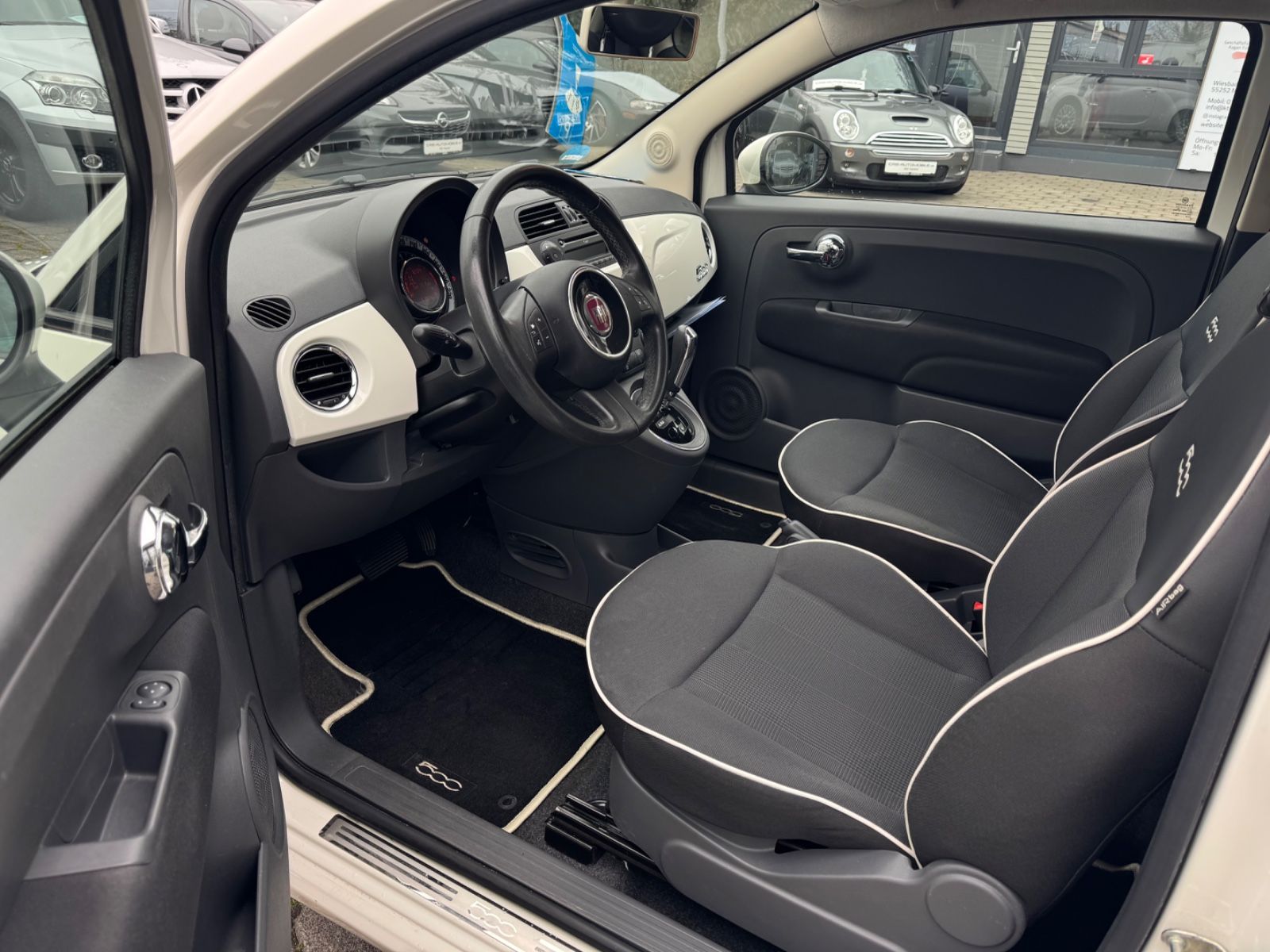 Fahrzeugabbildung Fiat 500 Lounge