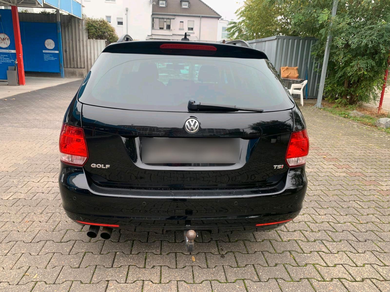 Volkswagen Golf 2013 — вигляд ззаду