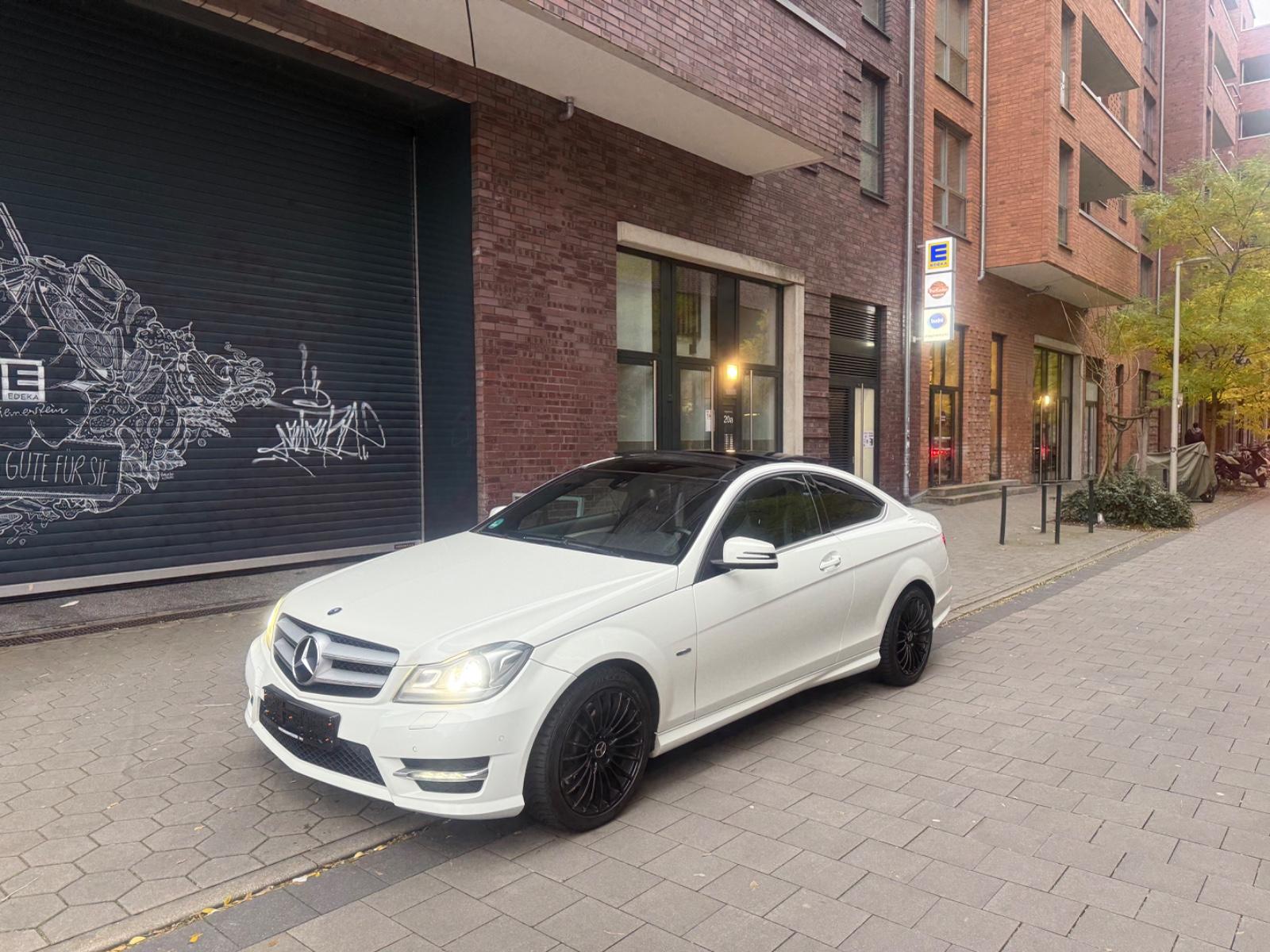 Mercedes-Benz C350 Coupé "AMG LINE" Automatik