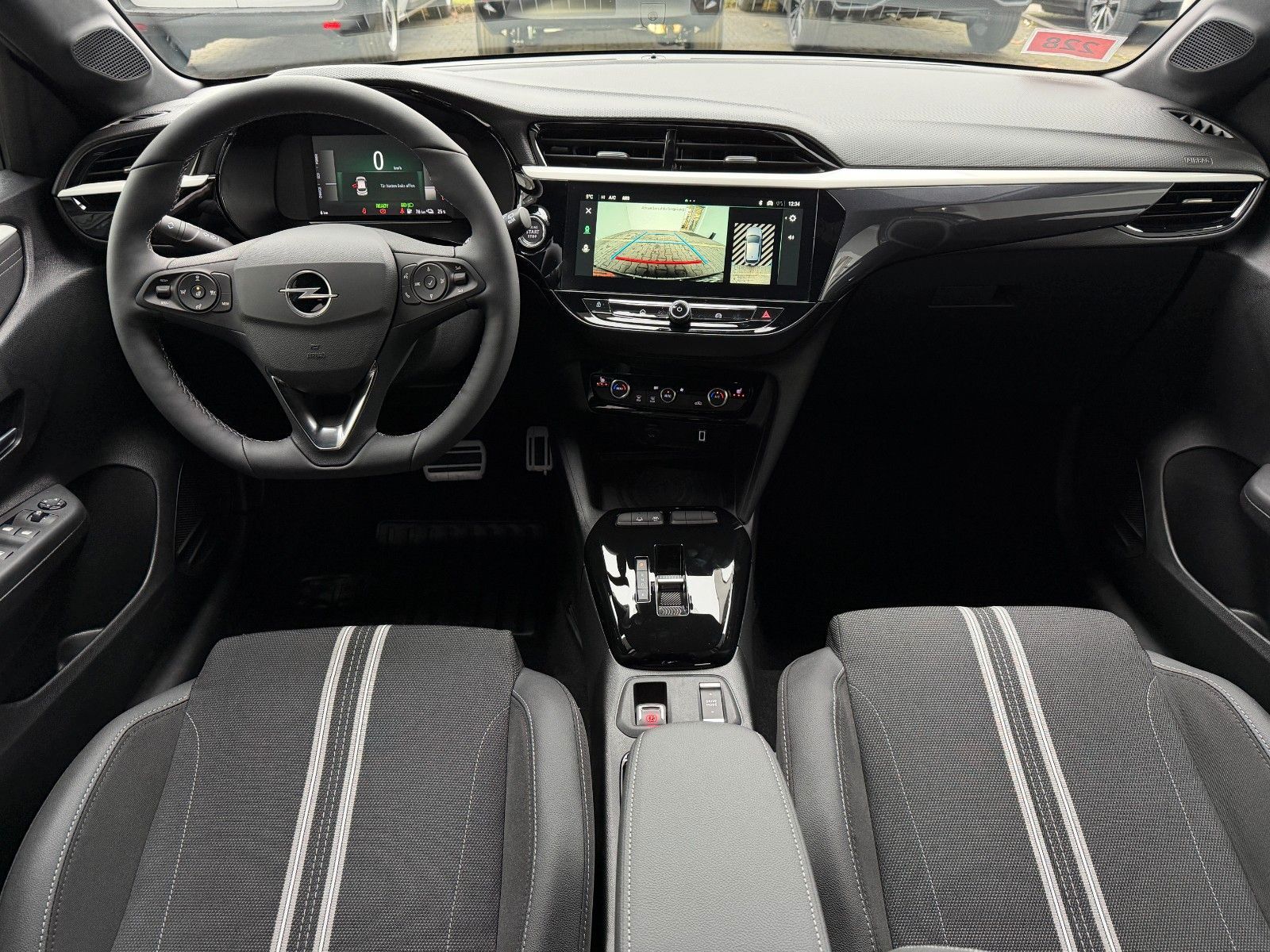 Fahrzeugabbildung Opel Corsa F e - Long Range GS Kamera,LED,Navi,SHZ,LM