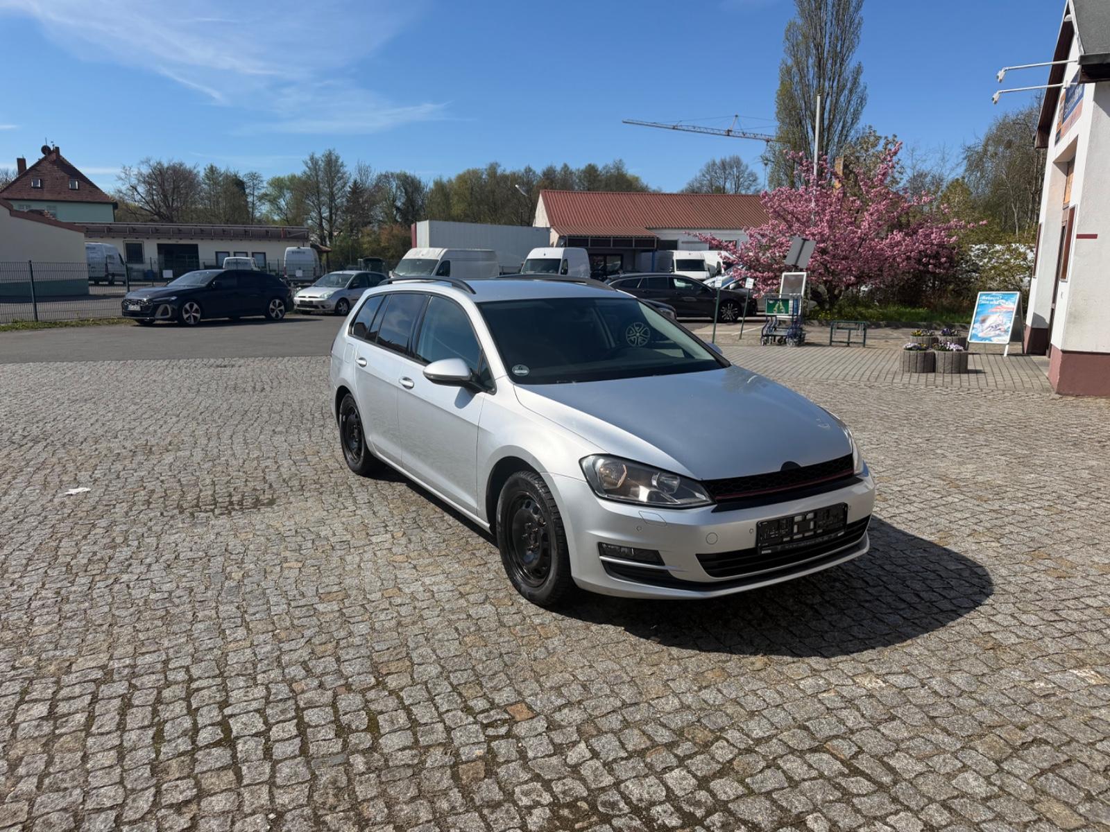 Volkswagen Golf VII Variant Comfortline BMT