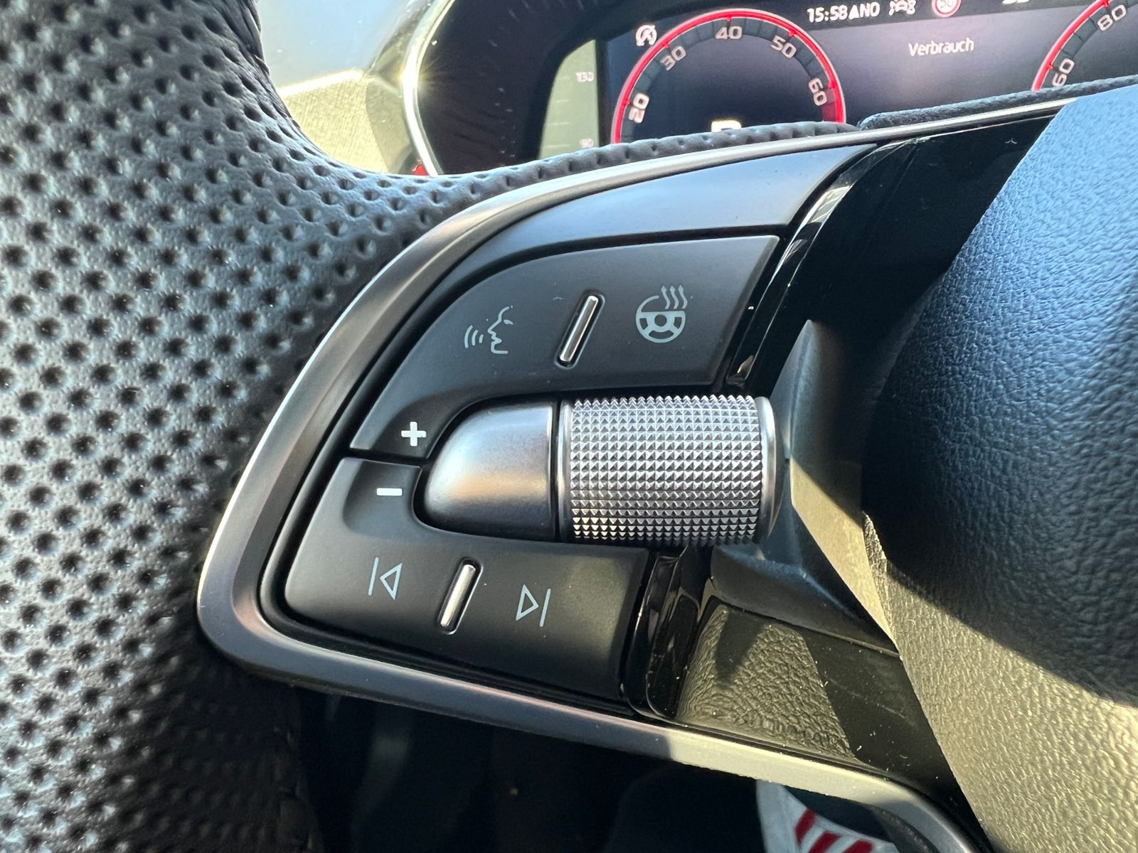 Fahrzeugabbildung SKODA Fabia Monte Carlo 1.0 TSI DSG *LED, SmartLink, K
