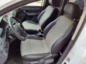 Volkswagen Caddy - 12