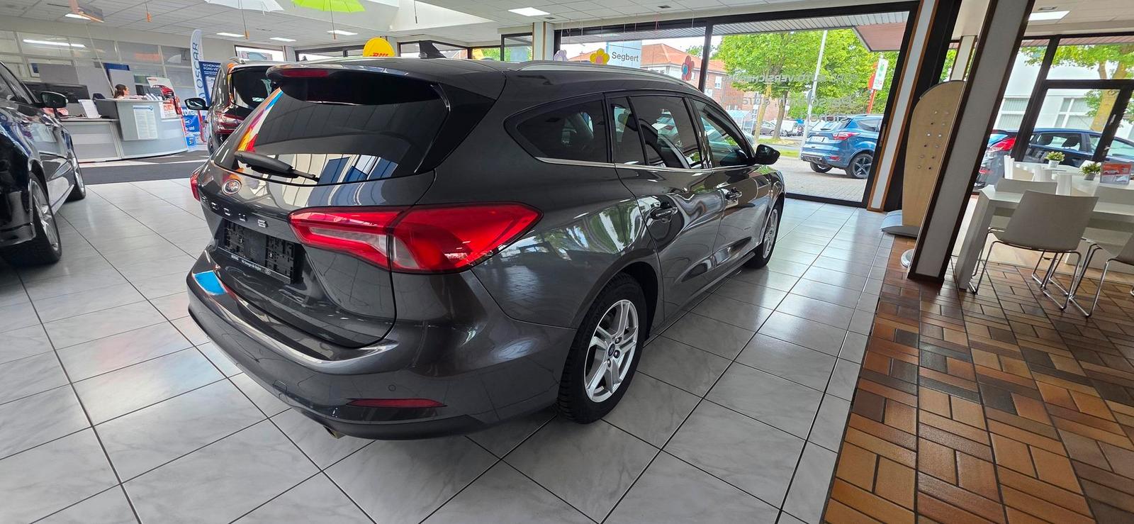 Ford Focus 1.0 EcoBoost COOL&CONNECT Sitzheizung TWA 
