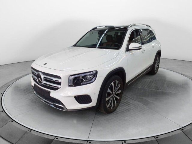 Mercedes-Benz GLB 200 d 4M 360°+Distr+Pano+AHK+DAB +uvm...