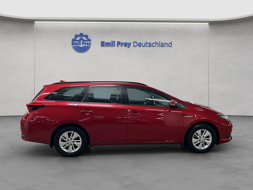 Toyota Auris Touring Sports