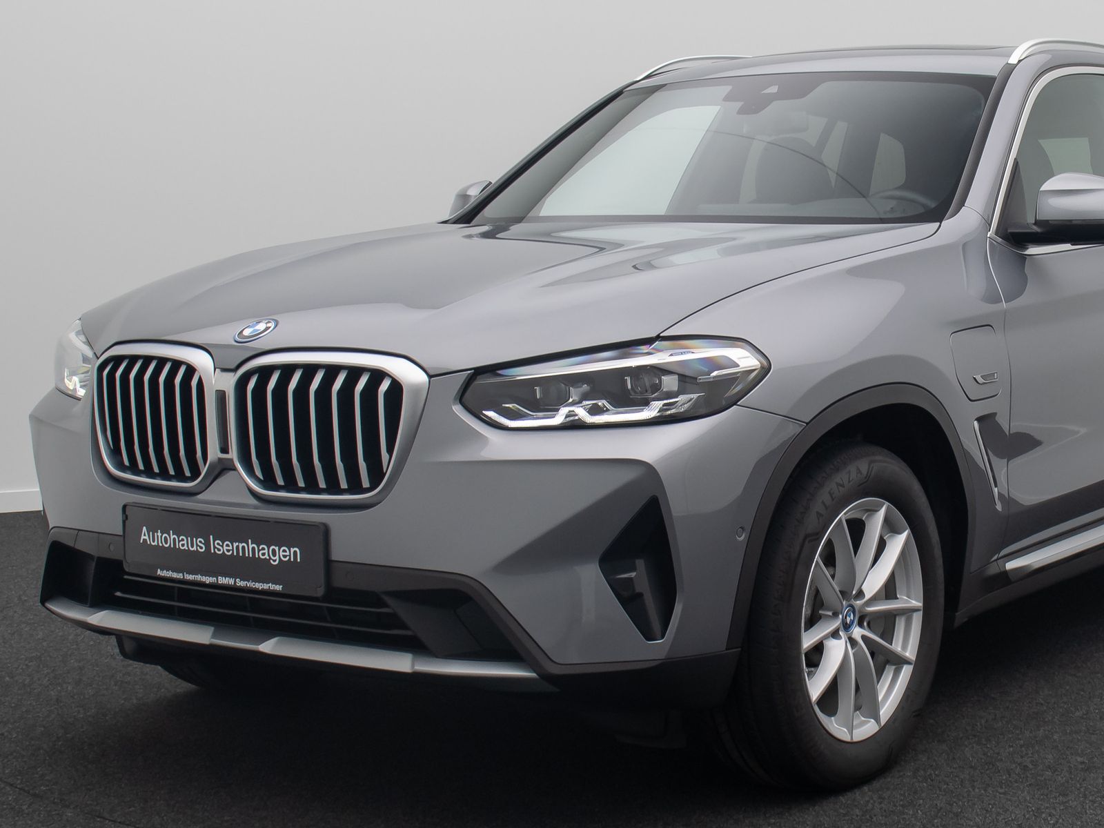 Fahrzeugabbildung BMW X3 xD30e Alarm DAB HiFi Kamera Sportsitz Panoram