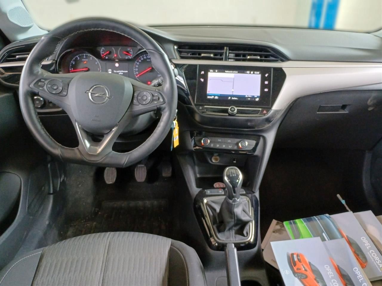 Fahrzeugabbildung Opel Corsa F 1.2 EDITION NAVI/LED/KAMERA/SPORT/TEMP.