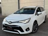 Toyota Avensis Touring Sports 2.0D-4D Business Ed|EURO6 - Toyota Avensis mit Diesel-Antrieb: 2.0