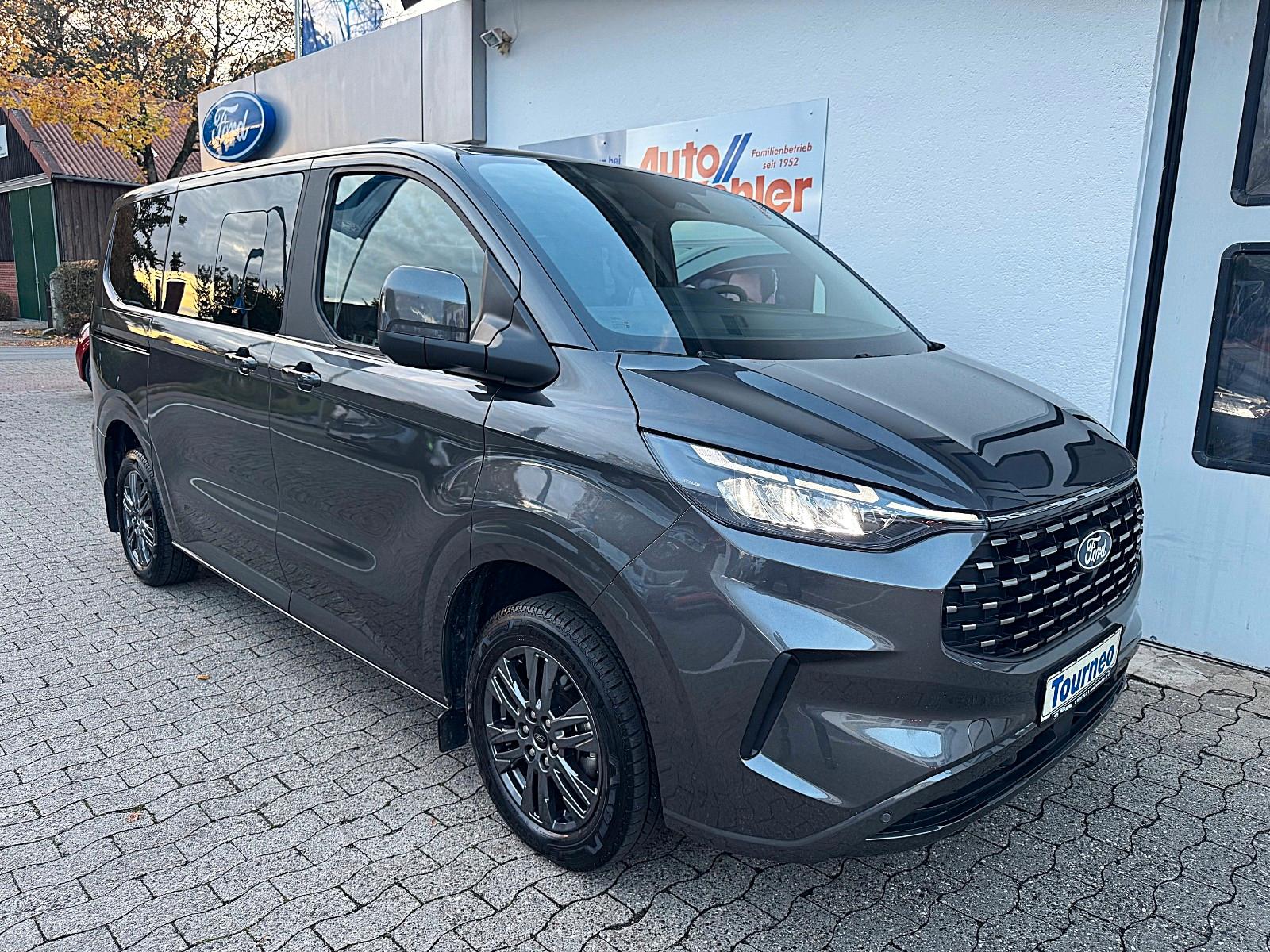 Ford Tourneo Custom Bus 320 L1 Titanium 8-Sitzer