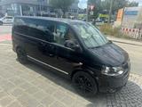 Volkswagen T5 Multivan Bus Highline 4Motion*Rückfahrkamera* - VW T5 Multivan Gebrauchtwagen in Nürnberg
