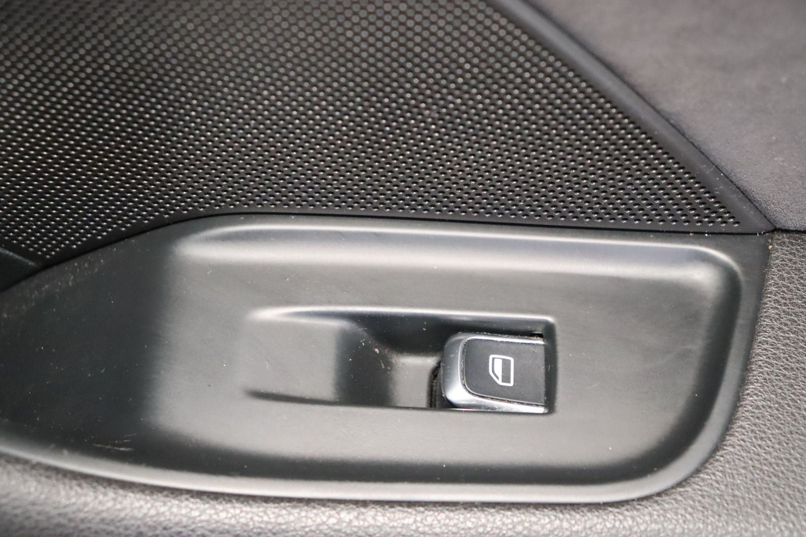 Fahrzeugabbildung Audi A3 2.0 TDI Ambition Sport * Xenon * Alcantara