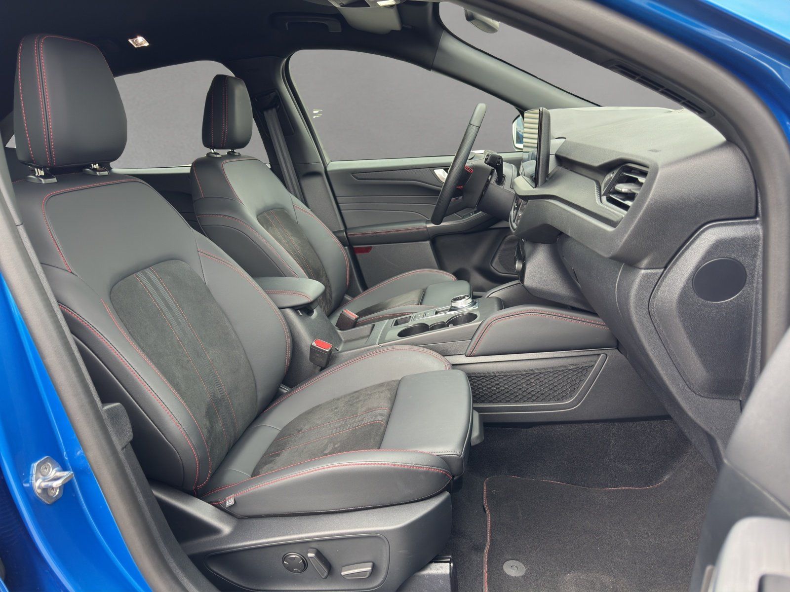 Fahrzeugabbildung Ford Kuga 2.5 FHEV ST-Line X Aut./ACC/AHK/KAMERA/LED